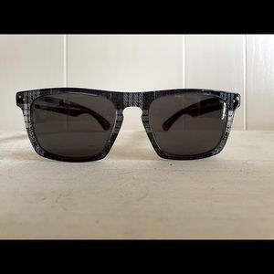 Ultra Rare Mosley Tribes Lyndell Sunglasses